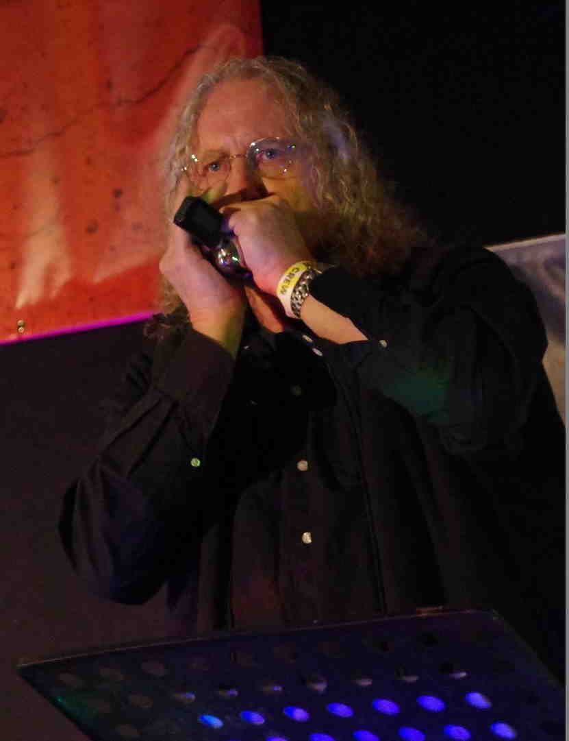 Soundcompound Live auf der Bühne